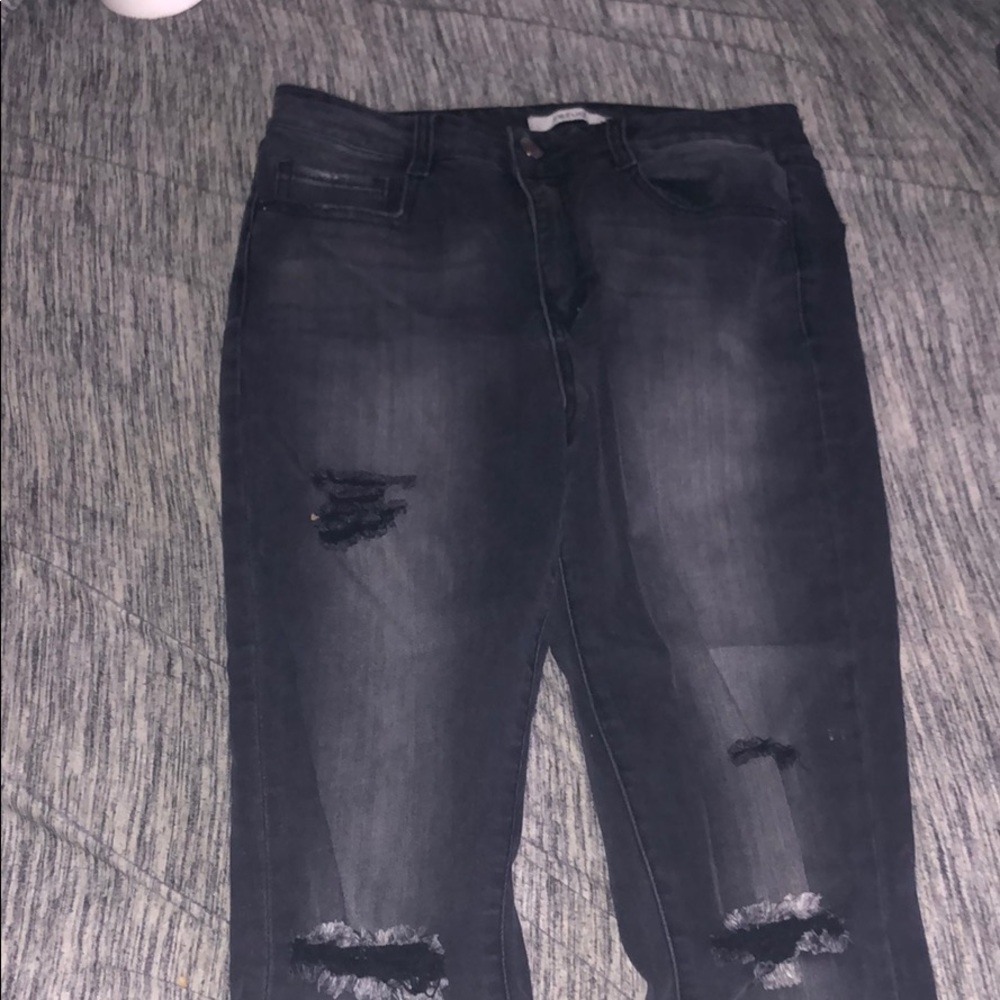 refuge ripped jeans